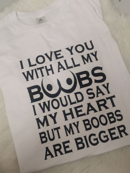 Hovedbilde I love you with all my boobs 