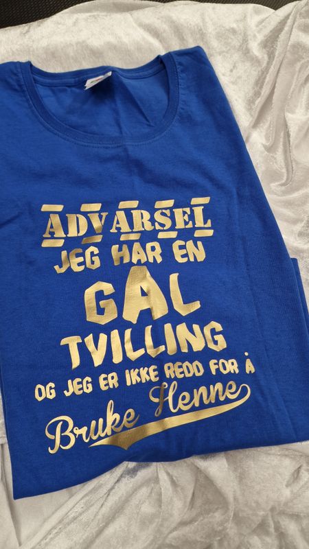 Advarsel gal tvilling ( S )