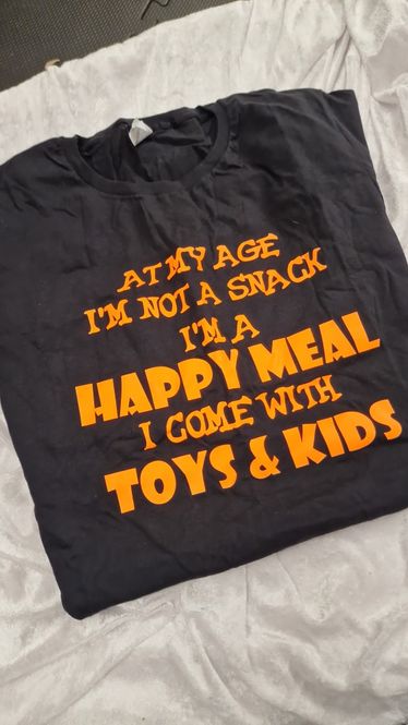 Hovedbilde At my age orange ( S )